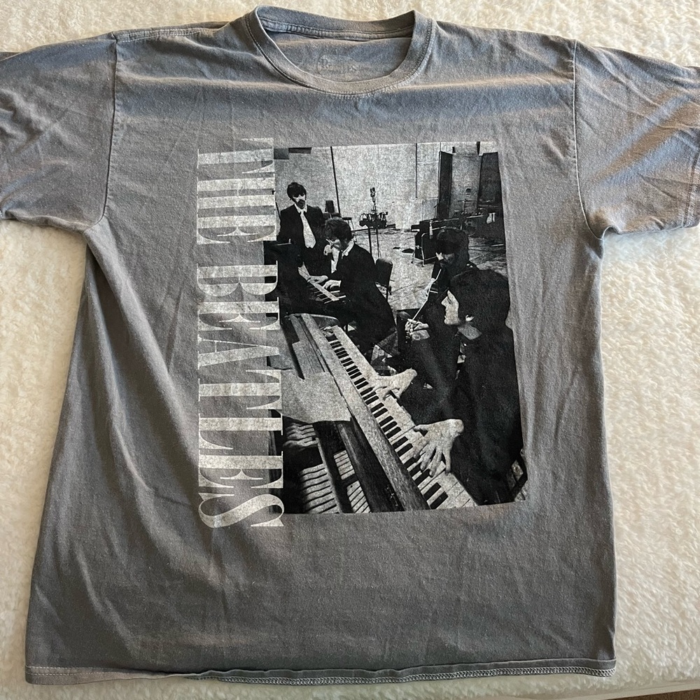 Beatles graphic tshirt